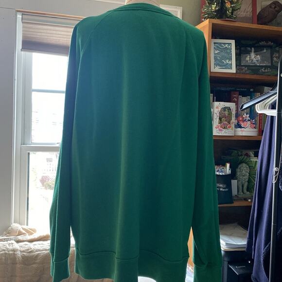 OLD NAVY crewneck sweatshirt - Picture 4 of 5
